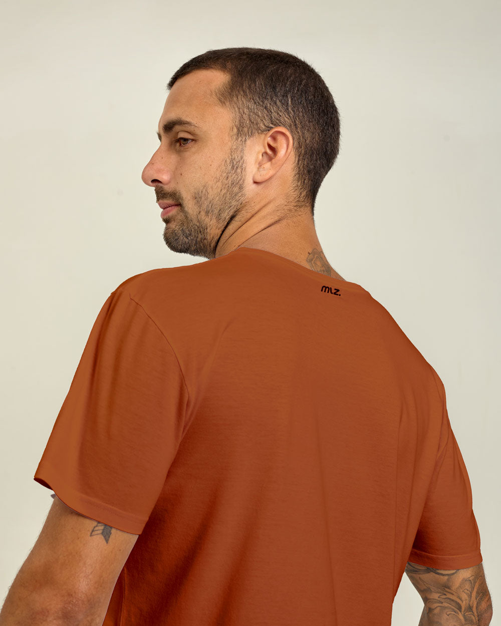 T-shirt Essencial mlz. Telha